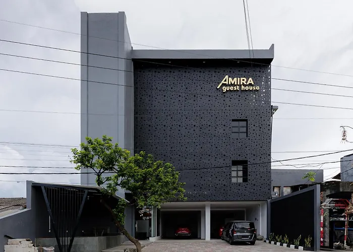 Urbanview Hotel Amira Syariah Bogor